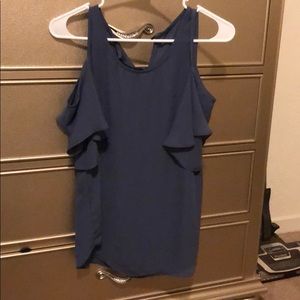 Women’s lightweight cap sleeve top